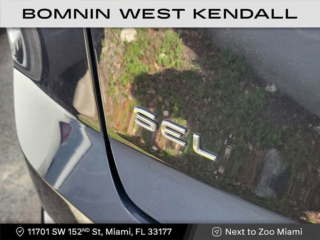 2022 Volkswagen Atlas Cross Sport 2.0T SEL R-Line