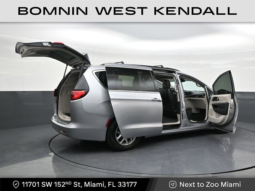 2020 Chrysler Voyager LXI