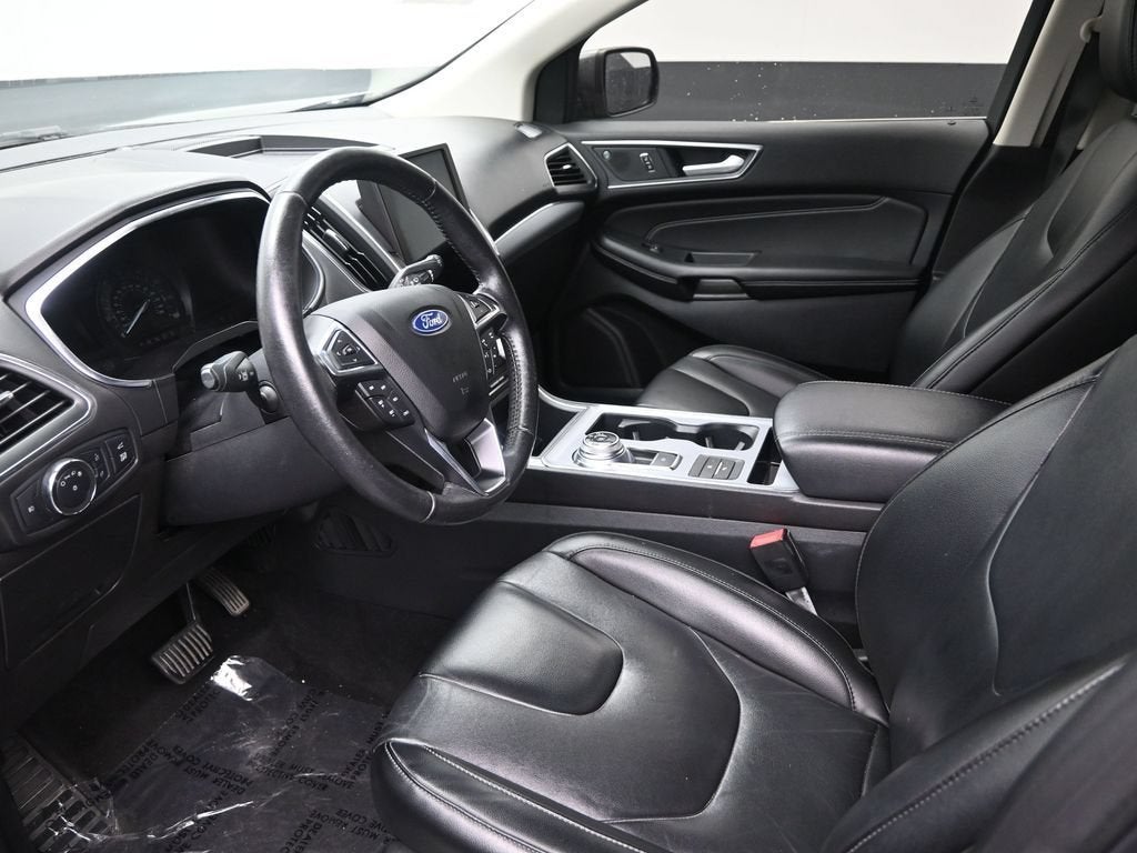 2021 Ford Edge Titanium
