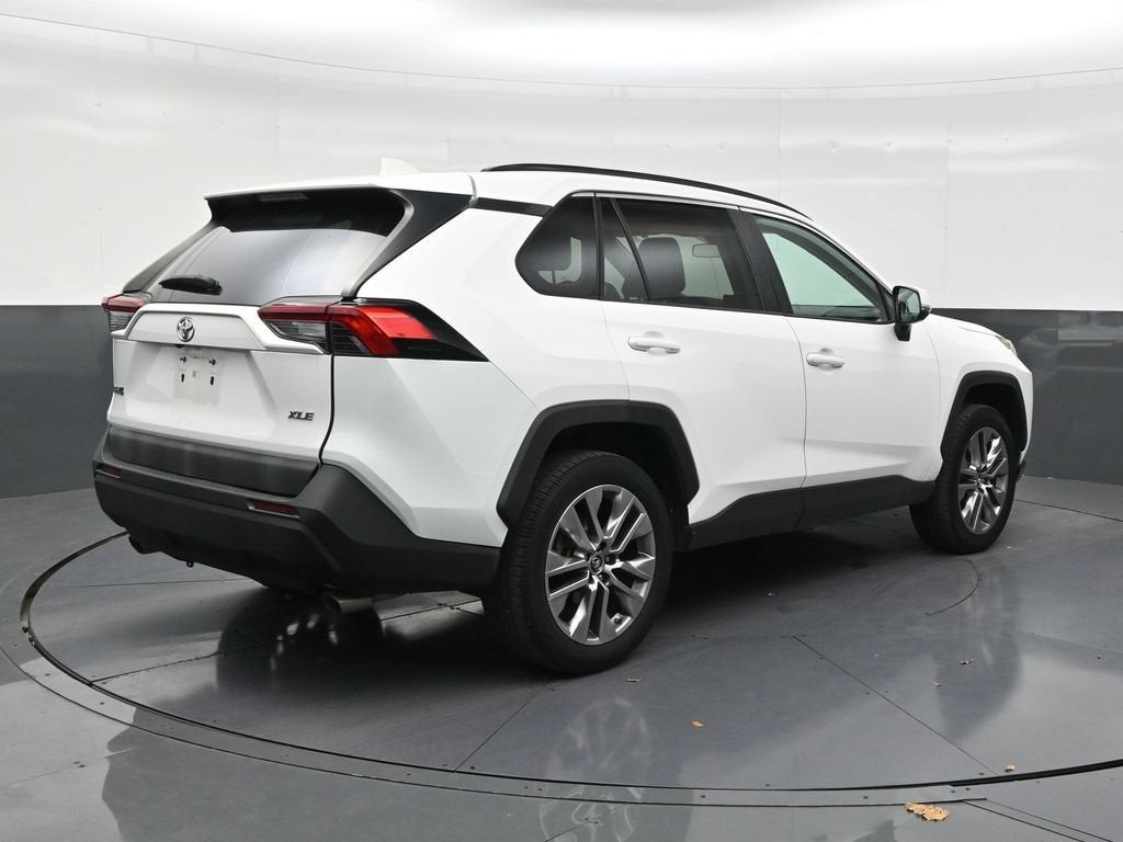 2019 Toyota RAV4 XLE Premium