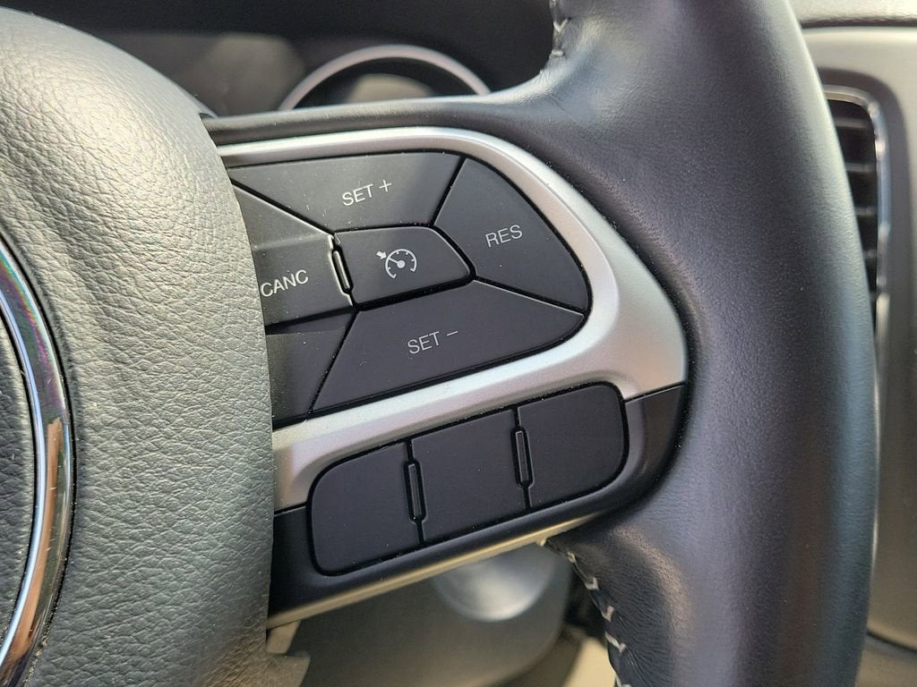 2018 Jeep Compass Latitude w/Sun/Wheel Pkg