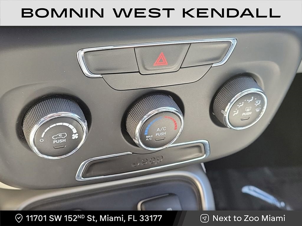 2018 Jeep Compass Latitude w/Sun/Wheel Pkg