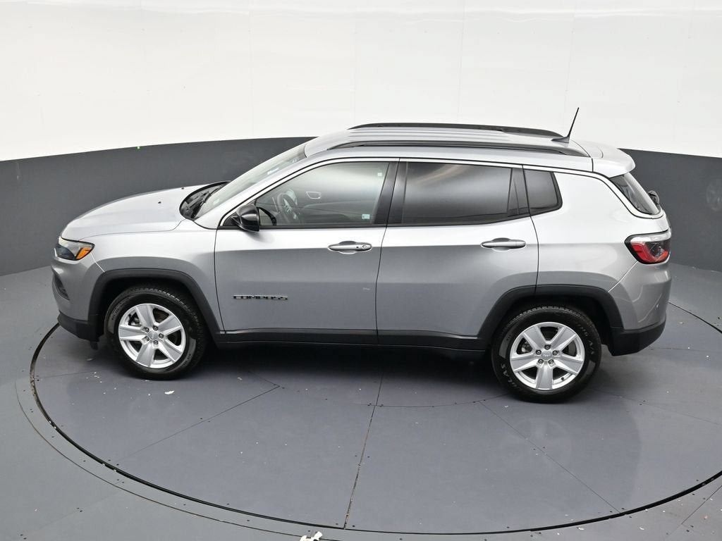 2022 Jeep Compass Latitude FWD