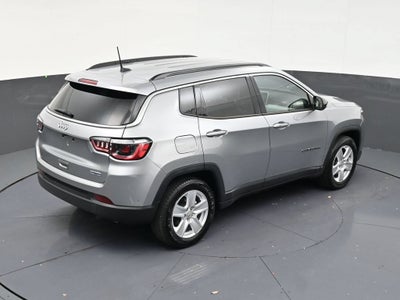 2022 Jeep Compass Latitude FWD