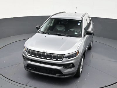 2022 Jeep Compass Latitude FWD