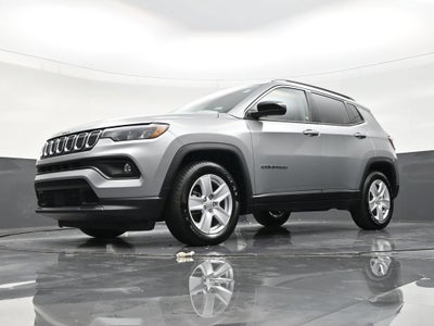 2022 Jeep Compass Latitude FWD