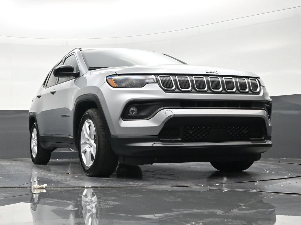 2022 Jeep Compass Latitude FWD