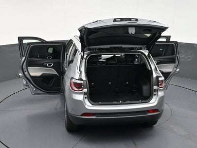 2022 Jeep Compass Latitude FWD