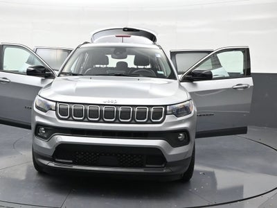 2022 Jeep Compass Latitude FWD