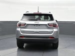 2022 Jeep Compass Latitude FWD