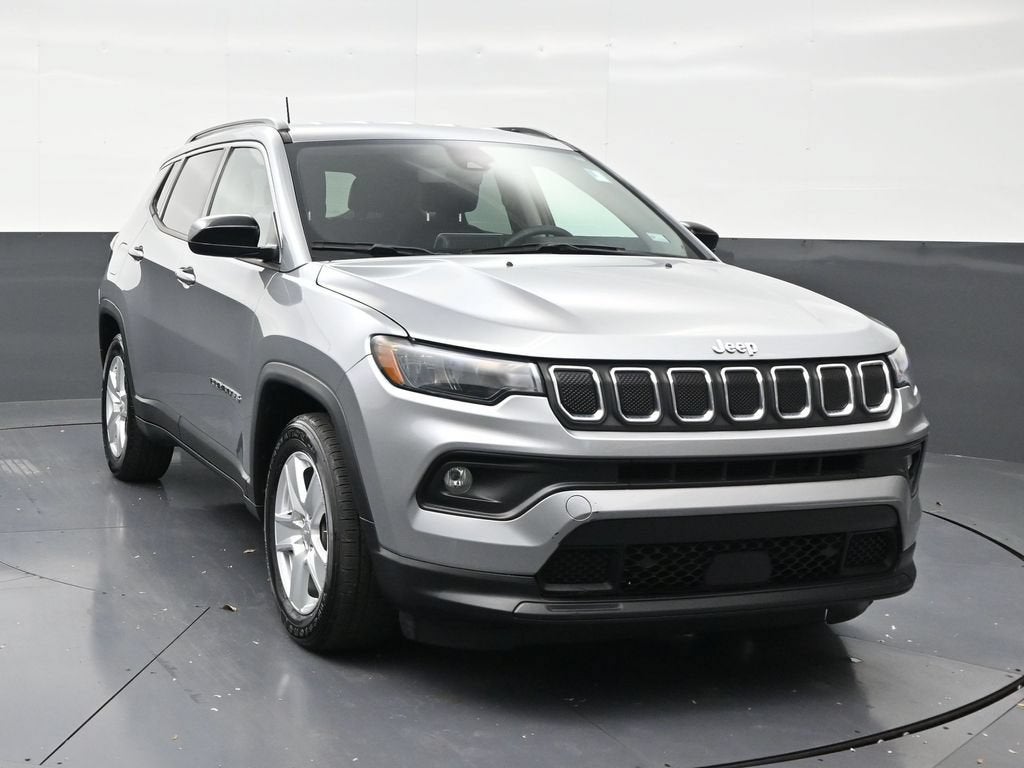 2022 Jeep Compass Latitude FWD