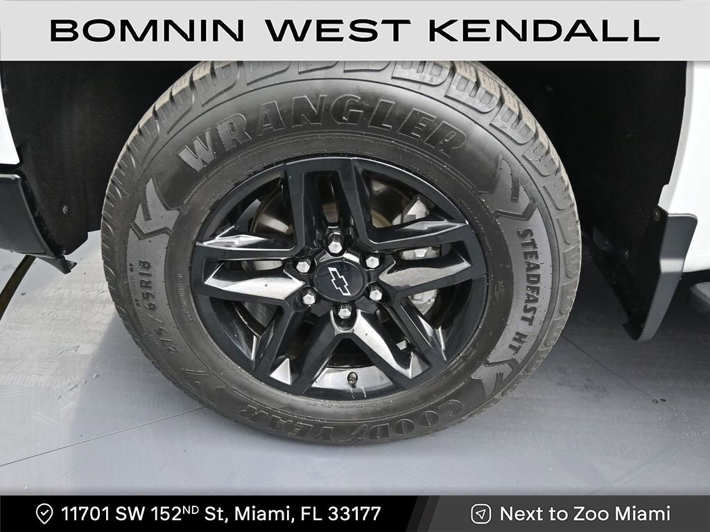 2022 Chevrolet Silverado 1500 Custom Trail Boss