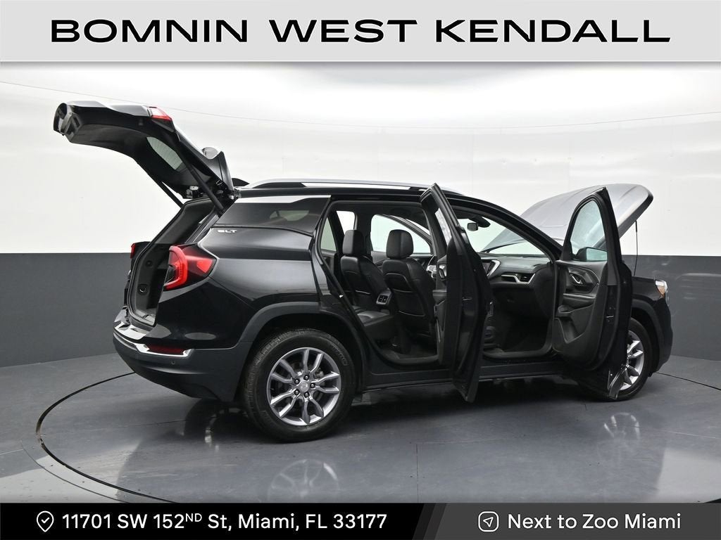 2022 GMC Terrain SLT