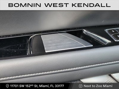 2025 Cadillac OPTIQ Luxury 1