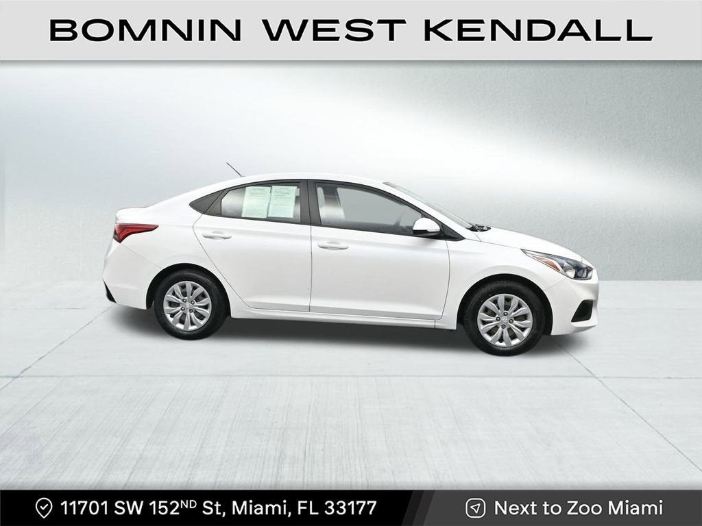 2022 Hyundai Accent SE
