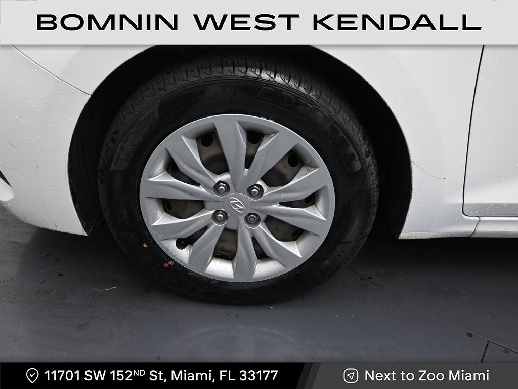 2022 Hyundai Accent SE