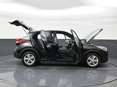 2018 Nissan Kicks S