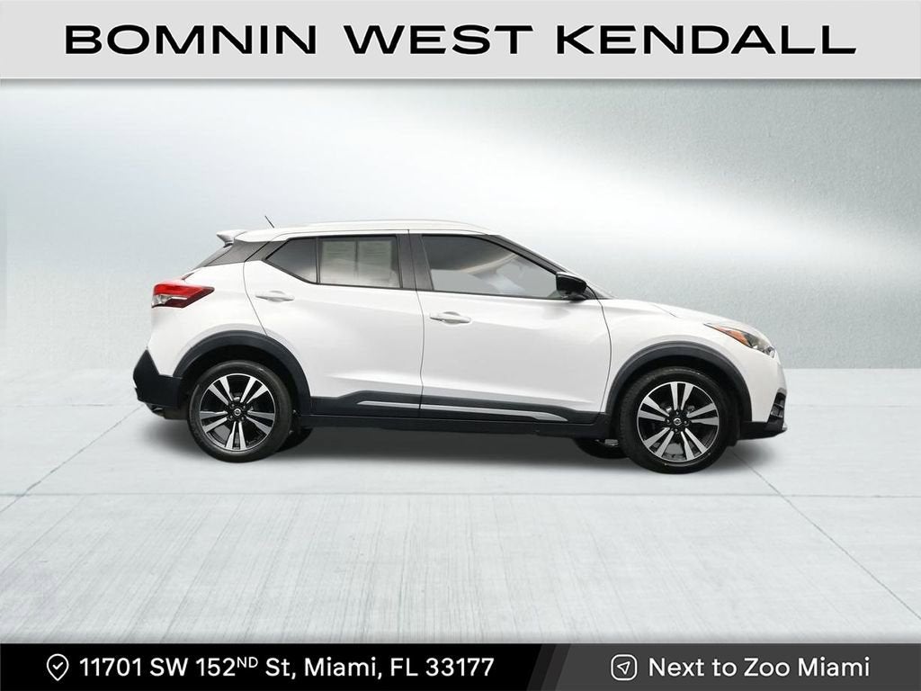 2019 Nissan Kicks SR