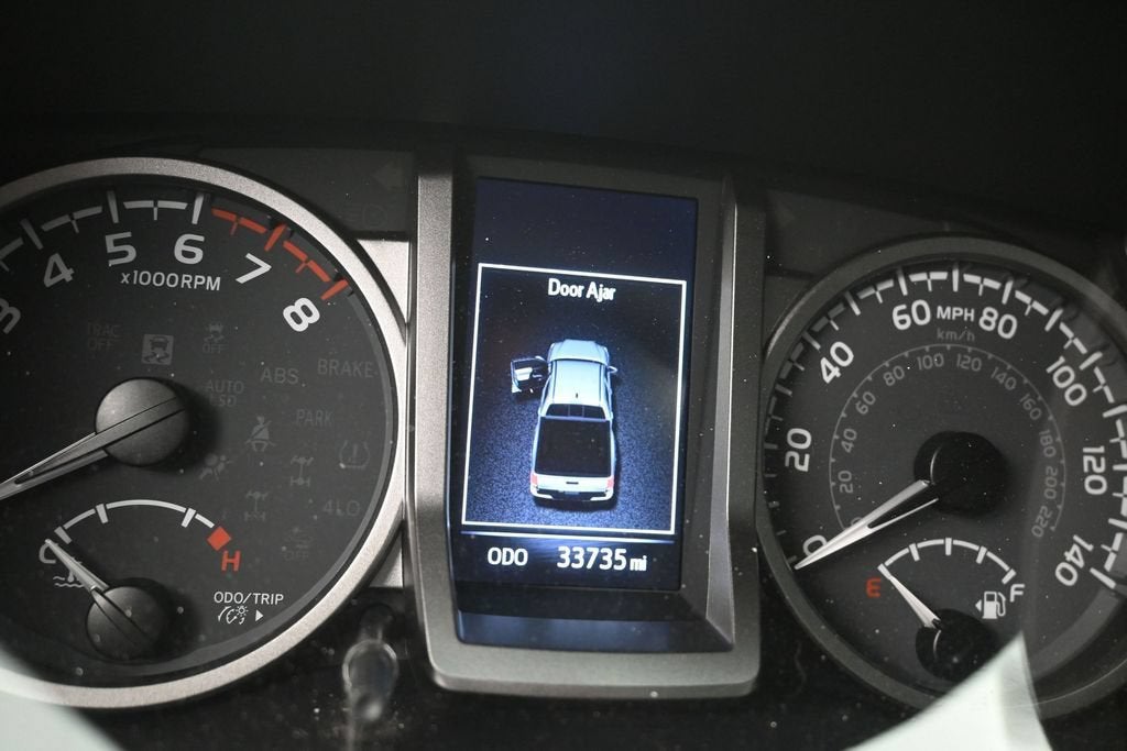 2022 Toyota Tacoma 2WD SR5