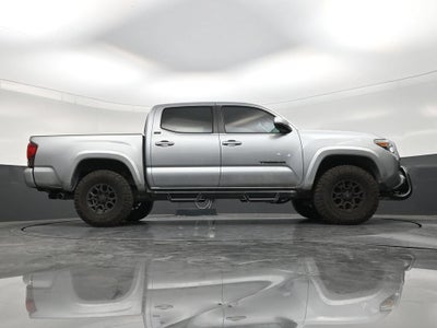 2022 Toyota Tacoma 2WD SR5