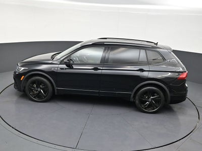 2023 Volkswagen Tiguan SE R-Line Black