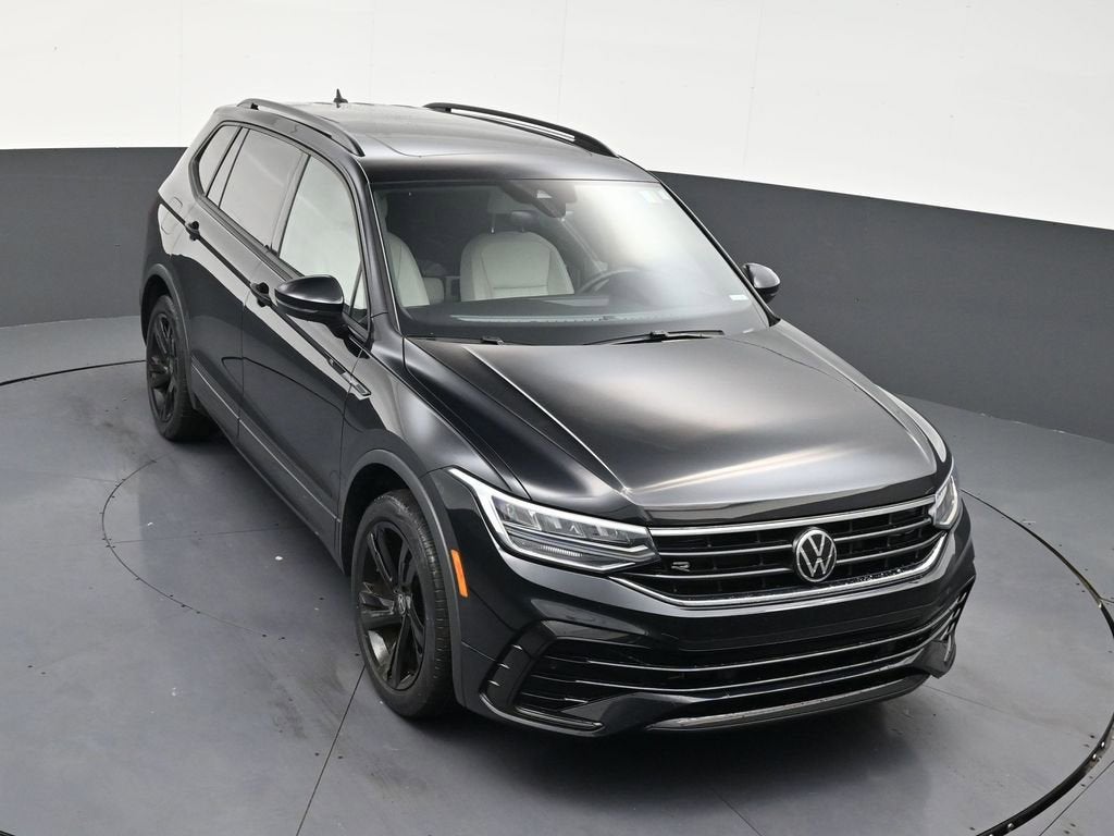 2023 Volkswagen Tiguan SE R-Line Black
