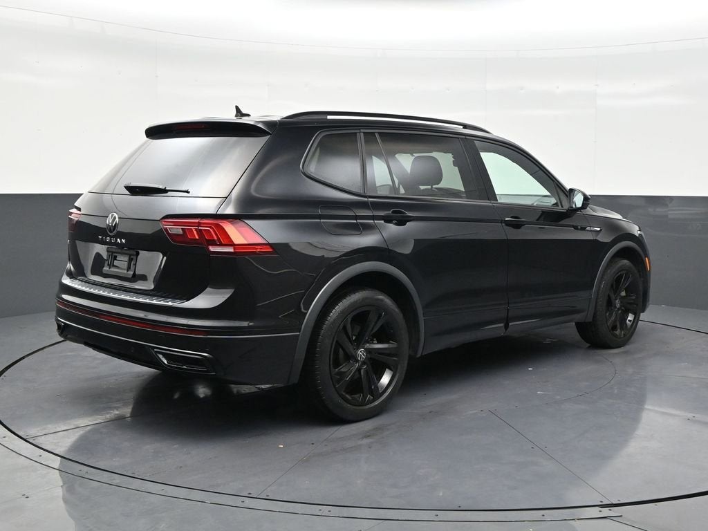 2023 Volkswagen Tiguan SE R-Line Black