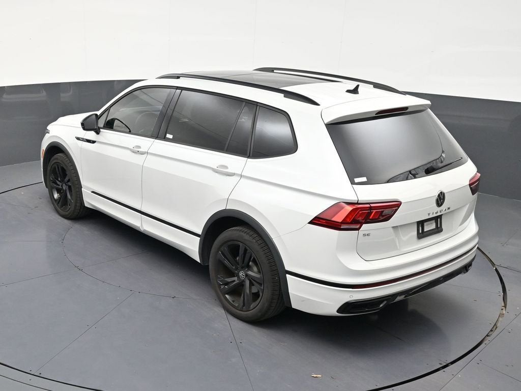 2024 Volkswagen Tiguan SE R-Line Black