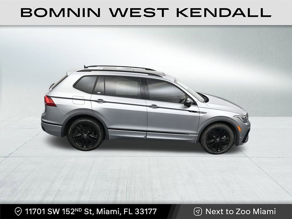 2022 Volkswagen Tiguan SE R-Line Black