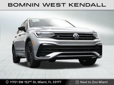 2022 Volkswagen Tiguan SE R-Line Black