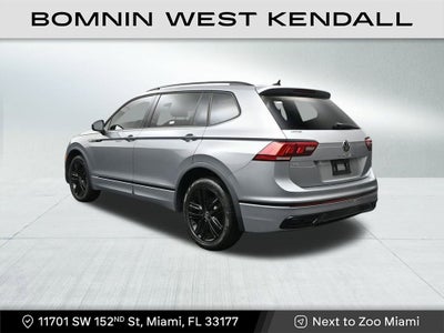 2022 Volkswagen Tiguan SE R-Line Black