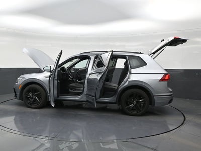2023 Volkswagen Tiguan SE R-Line Black