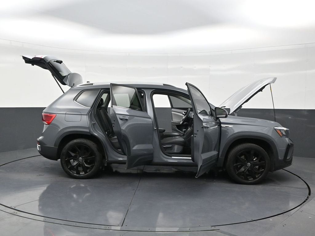 2023 Volkswagen Taos SE