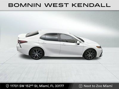 2023 Toyota Camry SE