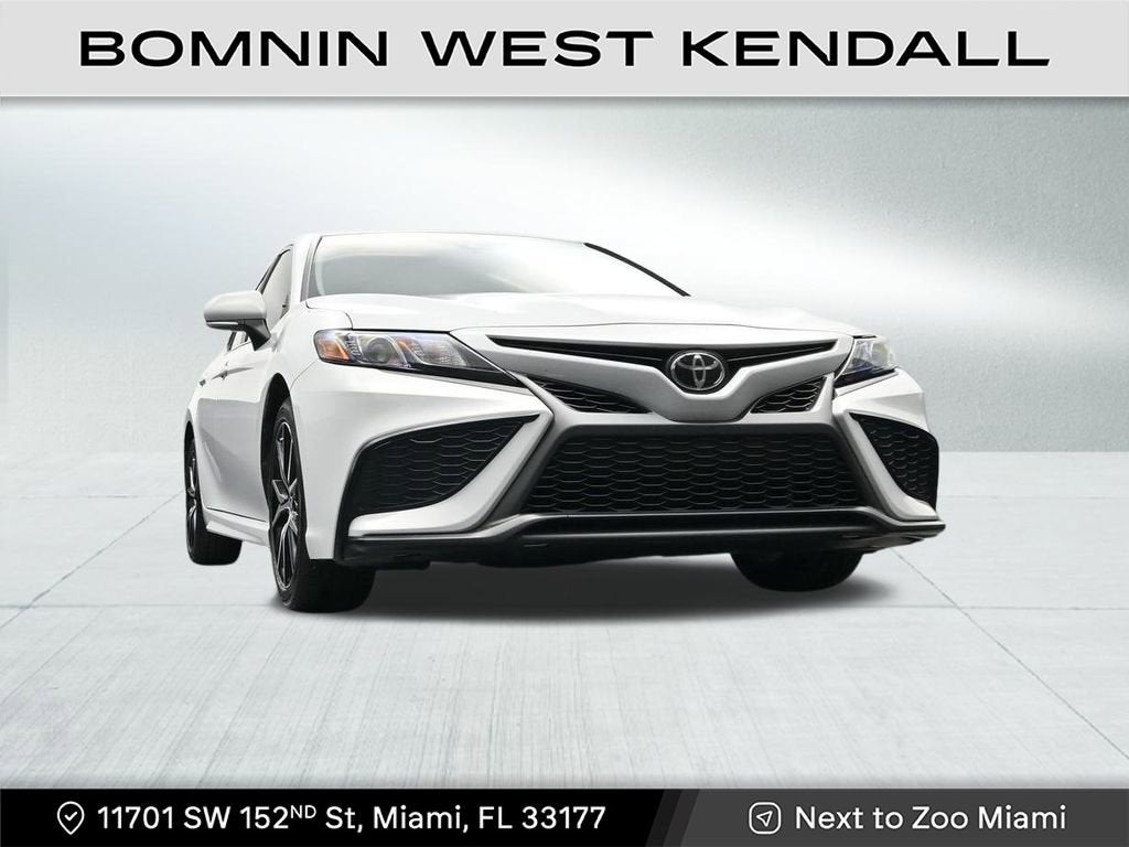 2023 Toyota Camry SE