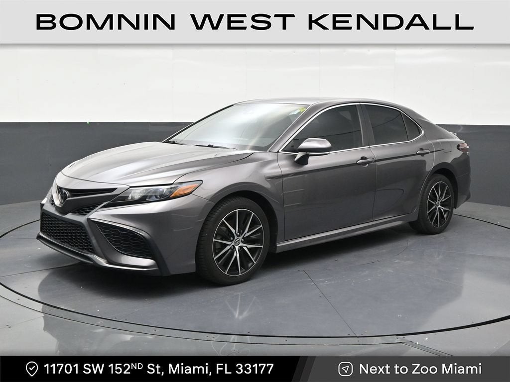 2023 Toyota Camry SE