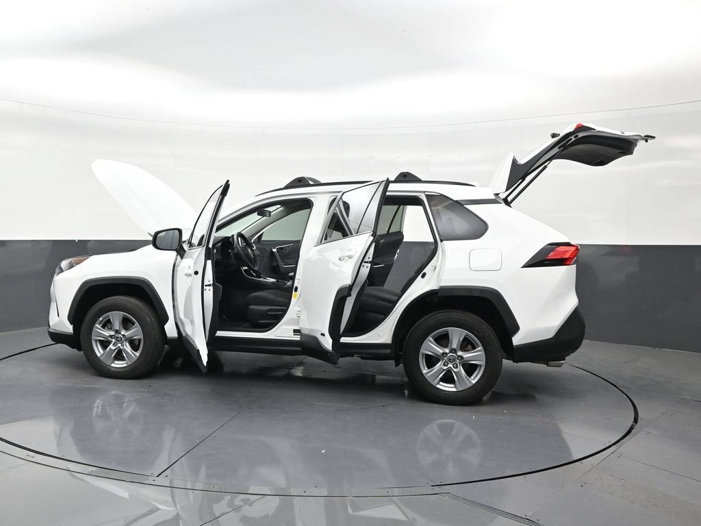 2022 Toyota RAV4 Hybrid LE