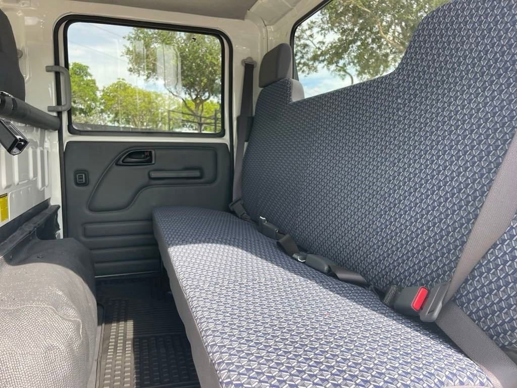 2024 Chevrolet Low Cab Forward 4500 1WT