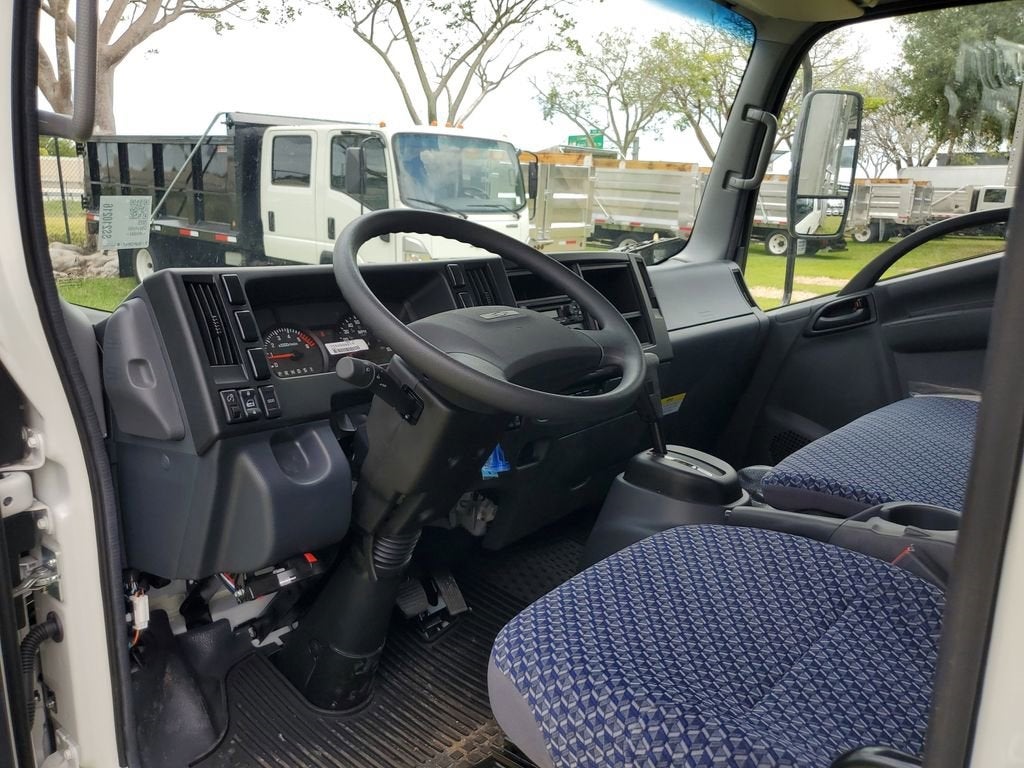 2025 Chevrolet Low Cab Forward 4500 Base