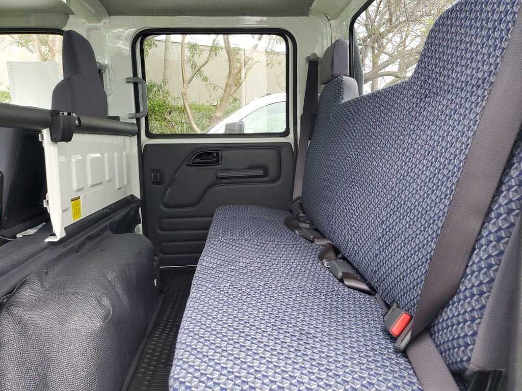 2025 Chevrolet Low Cab Forward 4500 Base