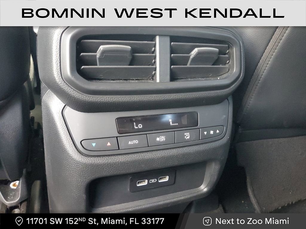 2023 Honda Pilot Touring