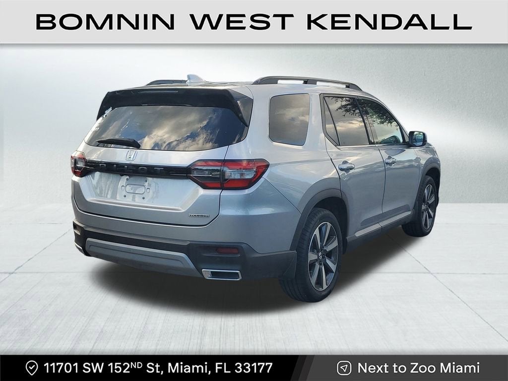 2023 Honda Pilot Touring