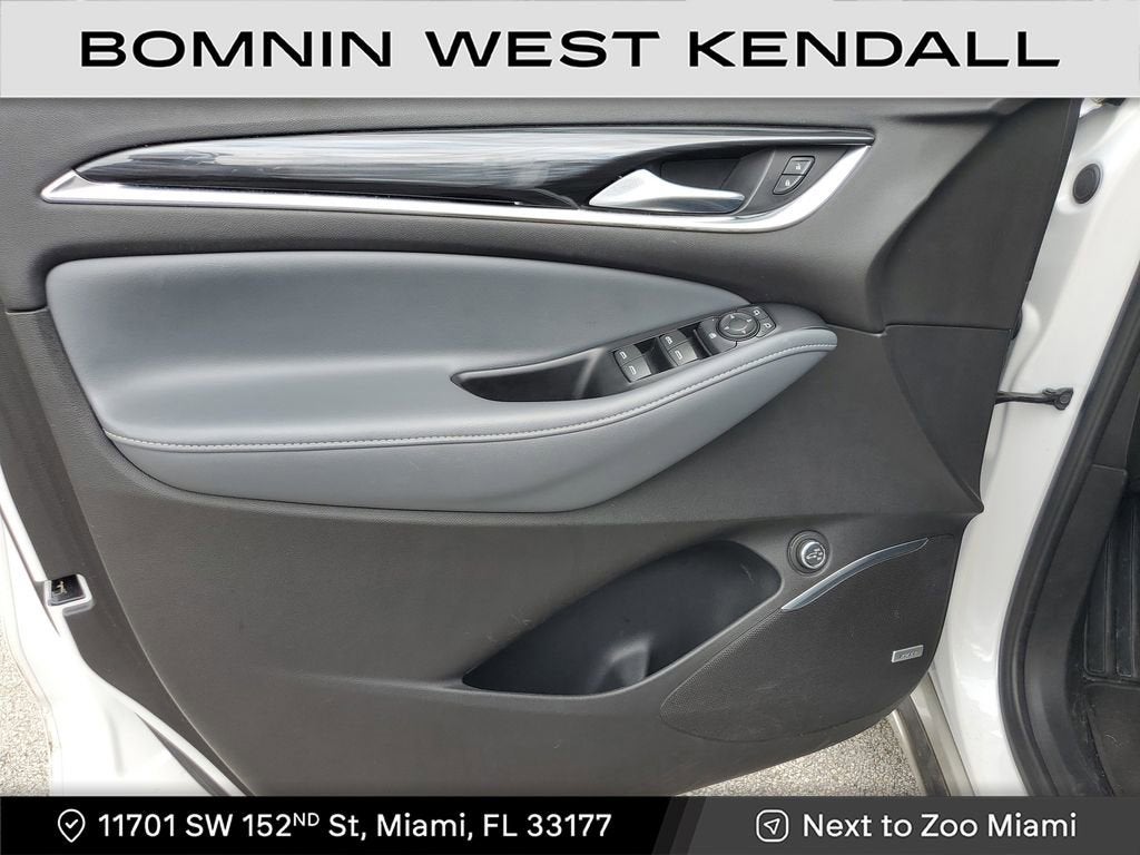 2021 Buick Enclave Essence