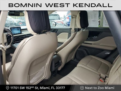 2022 Lincoln Corsair Standard