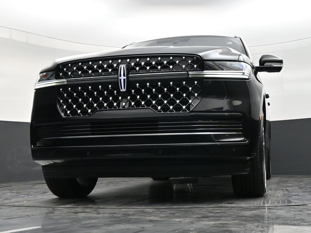 2025 Lincoln Navigator L Black Label