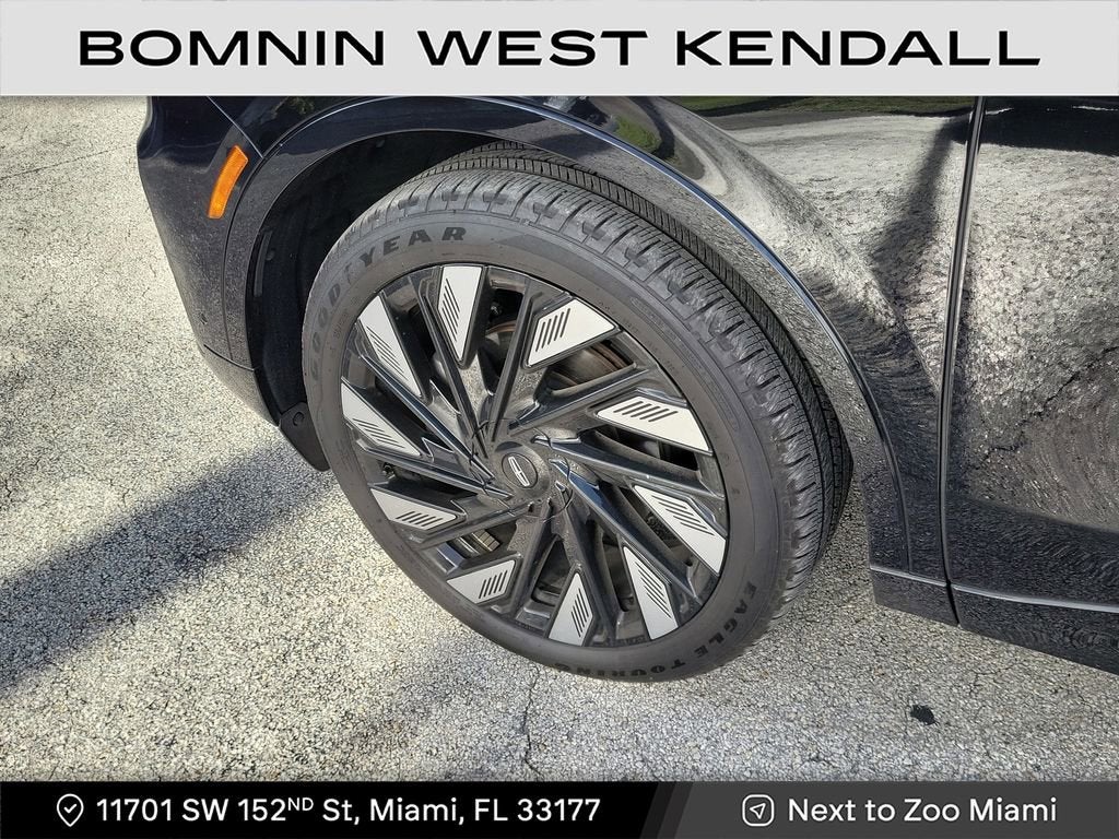 2024 Lincoln Nautilus Reserve