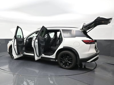 2025 INFINITI QX60 LUXE