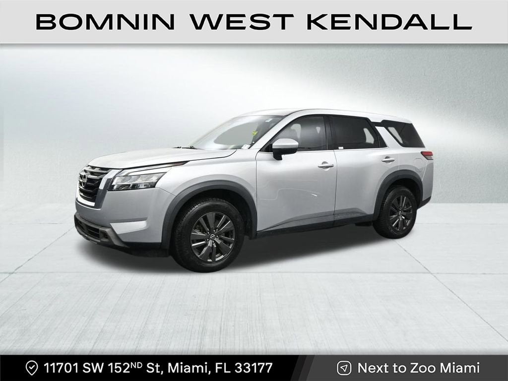 2022 Nissan Pathfinder S
