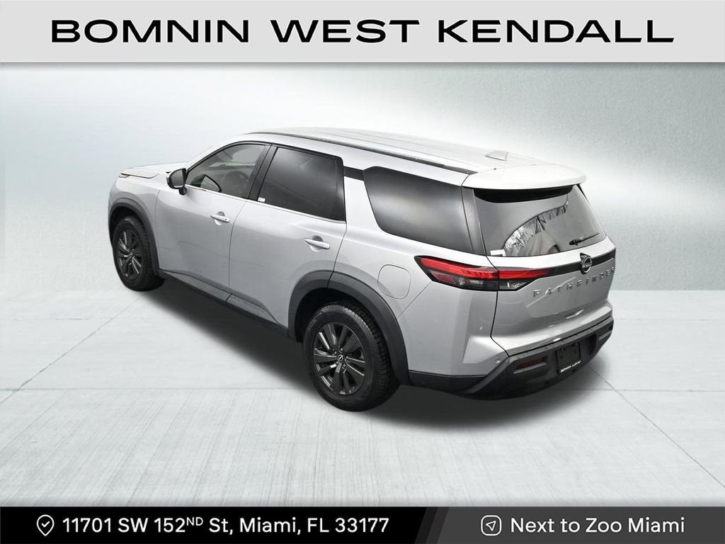 2022 Nissan Pathfinder S
