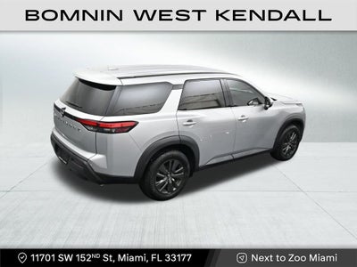 2022 Nissan Pathfinder S